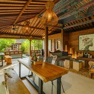 Dharuna , Ubud (Bali) Indonesia